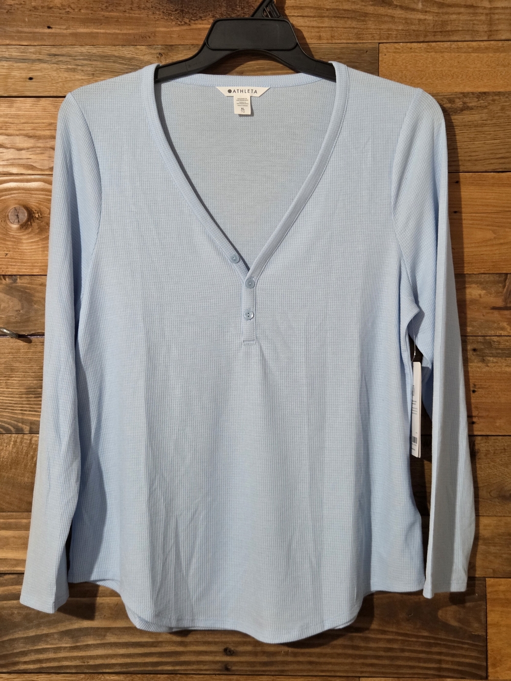 NWT Athleta Women's Light Blue Long-Sleeve Henley Top Sz XL Wind Down Sleep
